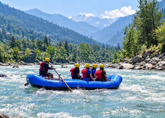 Himachal Festive Escape – Tirthan, Kasol & Manali with DJ Night
